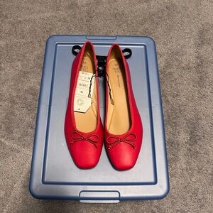 Time and Tru Red Square-Toe Flats